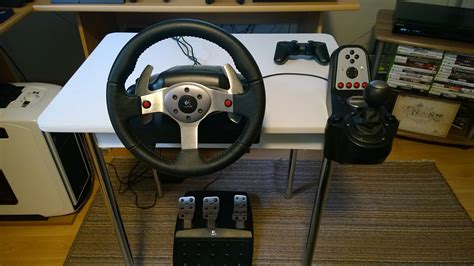 Logicool G25 Racing Wheel