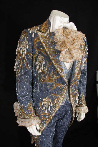 Liberace Brings Too Much Of A Good Thing To Cosmopolitan Fashion