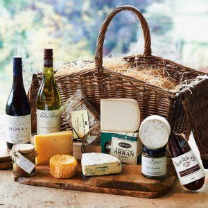 Cheese and Wine Hampers to buy online.