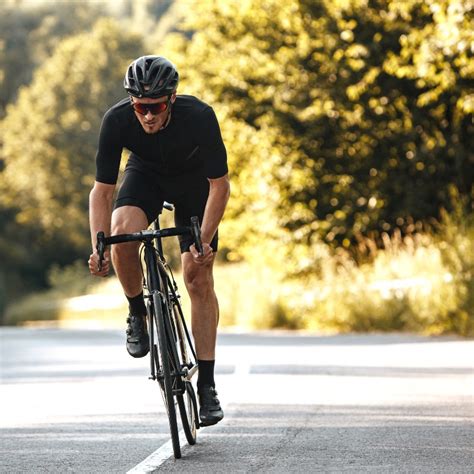 Descubre los músculos que trabajas al montar bicicleta Seguros SURA