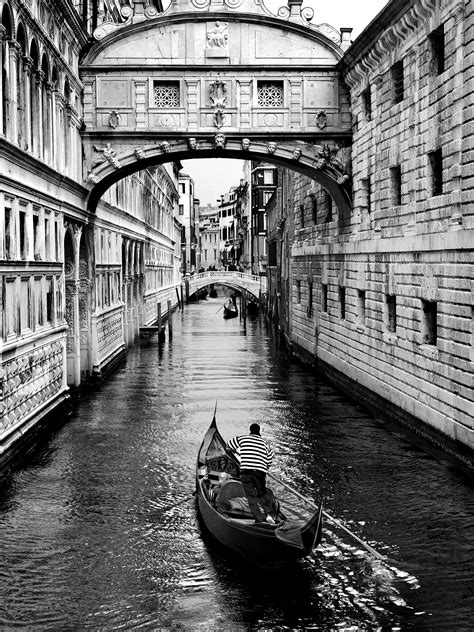 Bridge of Sighs - Venice - Lisa Kristine