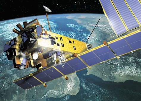 Space in Images - 2004 - 07 - ESA's Envisat environmental satellite