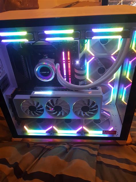 Oh look, it's yet another O-11 Dynamic Build. White Galahad 360 AIO & 9 ...