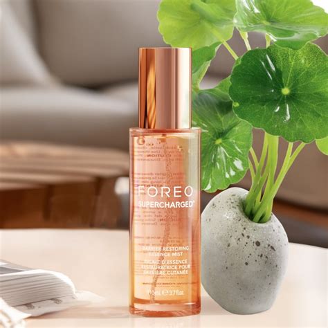 FOREO Sweden l Pro-level Skincare and Oral Care