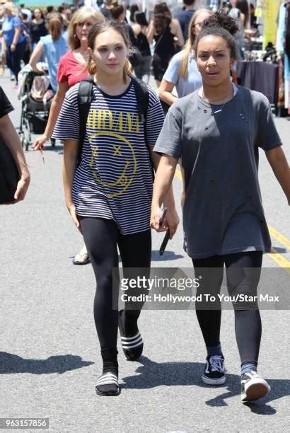 Maddie Ziegler 2018 Photos Et Images De Collection Getty Images