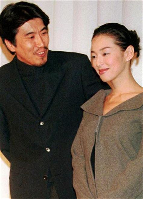 石橋貴明と元嫁・岩田雅代の離婚原因は鈴木保奈美との不倫？子供とは絶縁？ Kyun♡kyun キュンキュン ｜女子が気になるエンタメ情報まとめ