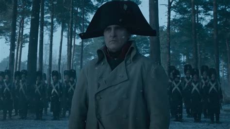 General até Imperador Joaquin Phoenix é Napoleão no primeiro trailer