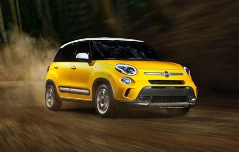 Fiat USA Expects Trekking Could Account for 50% of 500L Sales ...