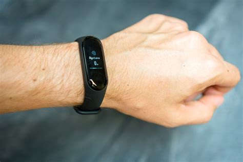%%title%% Xiaomi Mi Band 3 to najlepszy z tanich smartbandów
