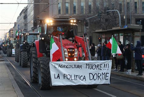 La Protesta Dei Trattori A Sanremo 2024 La Lettera Degli Agricoltori