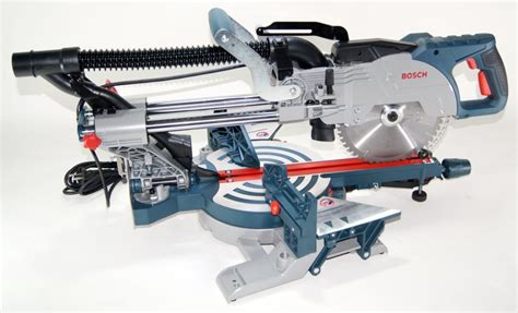 Торцовочная пила Bosch GCM 8 SJL