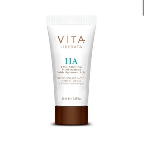 Vita Liberata Face Tanning Moisturiser With Hyaluronic Acid