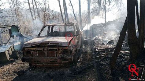 Rueglio Incendio Boschivo Auto E Trattore Distrutti Foto