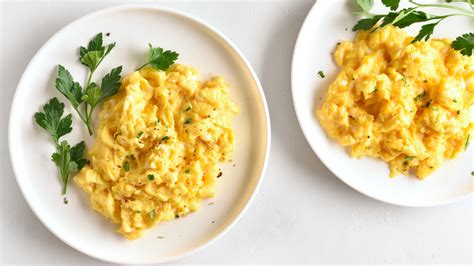 Why Gordon Ramsay Adds Crème Fraîche To His Scrambled Eggs