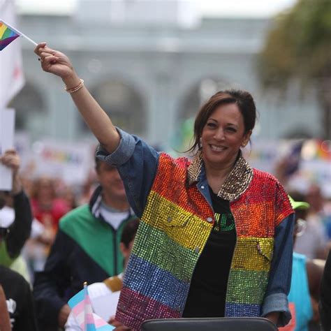 kamala Harris Biography, Kids, Mother, Education, Religion, Dad