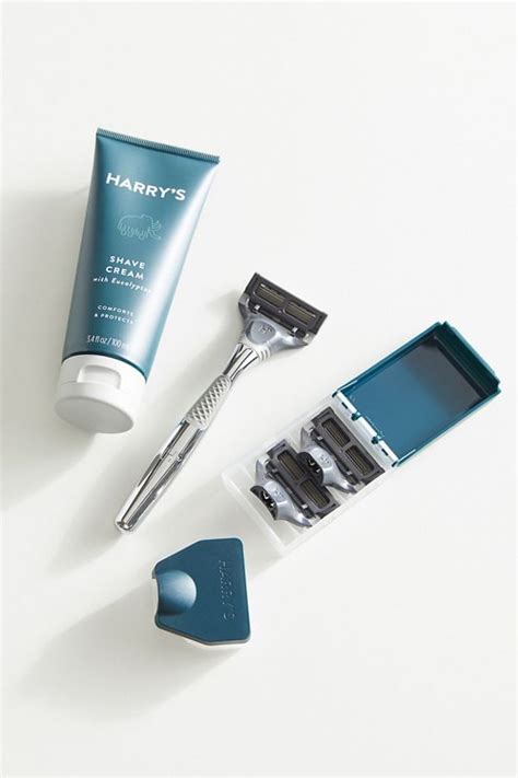 Harry S Winston Shave Set Best Gifts For Men 2019 POPSUGAR Smart