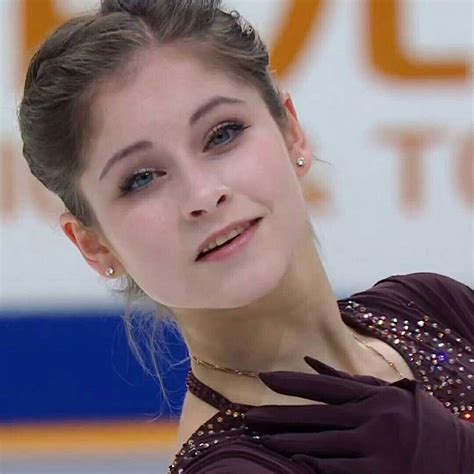 Russian Figure Skating Star Yulia Lipnitskaya Retires From The Sport