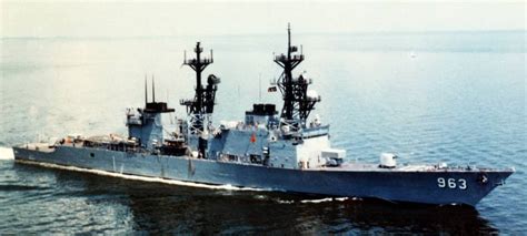 USS Spruance DD 963 Spruance class destroyer US Navy