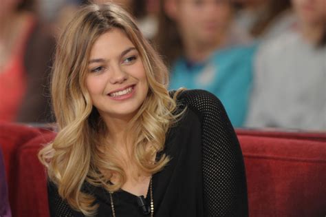 Louane Emera Hands Naked Onlyfans