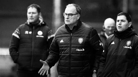 Papelón Del Leeds De Bielsa Perdió 3 0 Ante Un Equipo De Cuarta