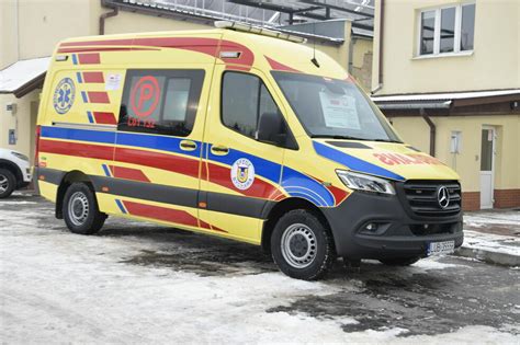 Bychawski Szpital Otrzyma Nowoczesny Ambulans Starostwo Powiatowe W