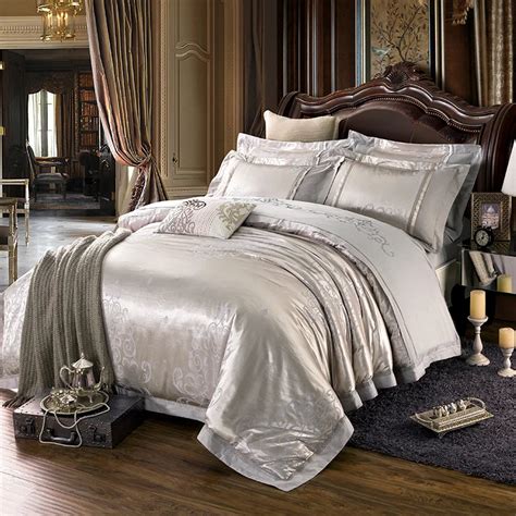 Silver Color Jacquard Bedding Set Cotton Imitate Silk Luxury Bed Set