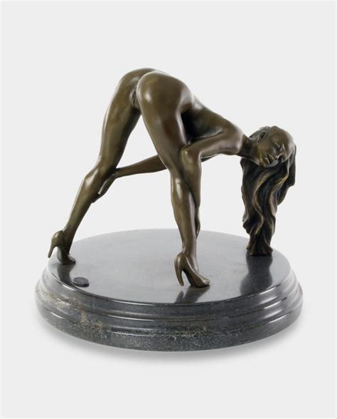 Woman Nude In Bend Bronze Sculpture Bronze Sculpture Art