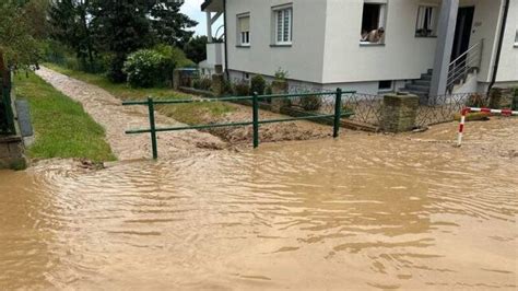 Großeinsatz Unwetter Breiteneich unter Wasser