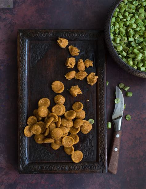 Fansi Dhokli Gujarati Pasta In French Beans Curry Theroute2roots