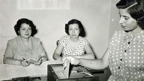 Se Cumplen Hoy 72 Años De La Primera Vez Que Votaron Las Mujeres En El