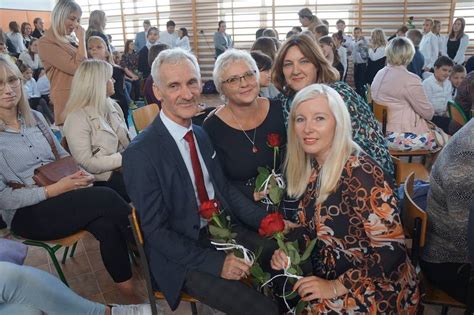 Dzieci Rodz Si Ze Skrzyd Ami Nauczyciele Pomagaj Im Je Rozwin