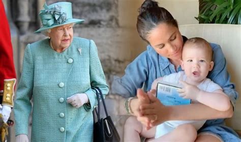 Queen heartache: When will Queen Elizabeth II and baby Archie reunite ...