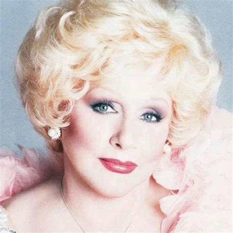 Grandes Nomes Do Mundo Da Beleza Mary Kay Ash Pausa Para Feminices