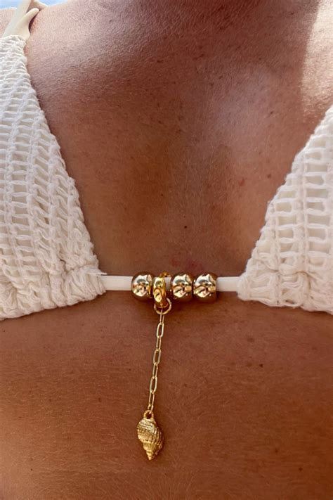 Less is More Bikini Takısı