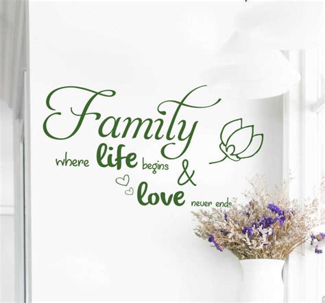 Family Love Wall Sticker - TenStickers