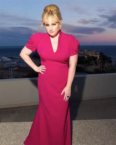 Rebel Wilson Speaks Out About Love And Weight Loss As Year Of Health Nears End Mirror Online