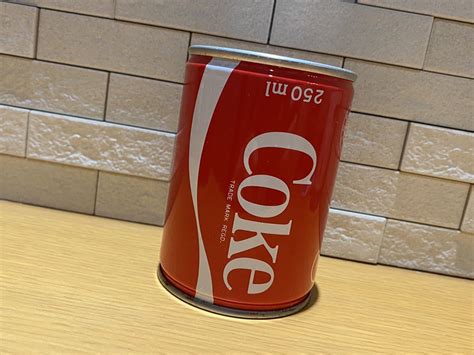 【やや傷や汚れあり】当時物 昭和 レトロ 250ml ショート缶 希少 Coke コカコーラ ジュース アンティーク ビンテージ コレクション