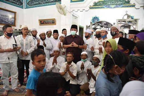 Herman Deru Safari Jum At Di Masjid Nur Hasanah Krsumsel