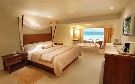 Sun Palace Hotel Cheap Vacations Packages | Red Tag Vacations