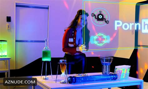 APRIL O NEIL Nude AZNude