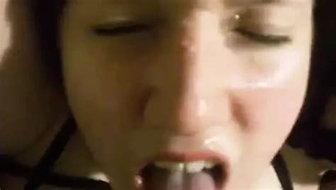Ehefotze Ins Maul Gespritzt Free Porn Video 5d XHamster