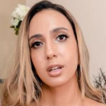 Watch Veronica Cruz In Glasses Takes An Ass Fucking From A Huge Cock