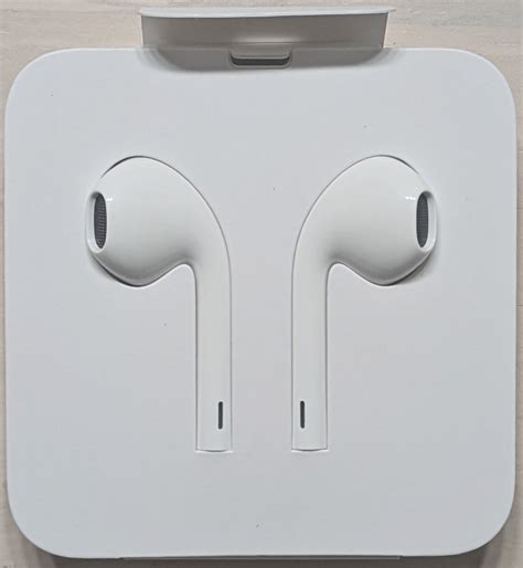 未使用新品未使用 Apple純正 iPhone付属イヤホン イヤフォン EarPods with Lightning Connector