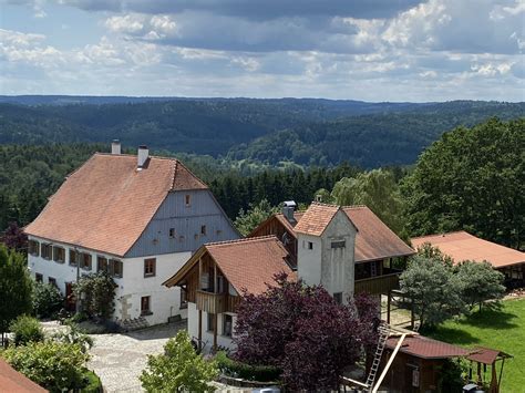 BAUERNHOF PÄDAGOGIK AUF DEM HOMBUGER HOF Domäne Homburger Hof