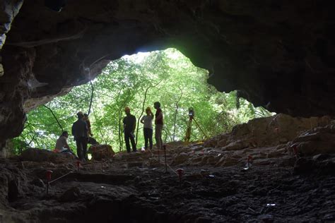 Grotta Lazio Statuetta Di Anni Fa