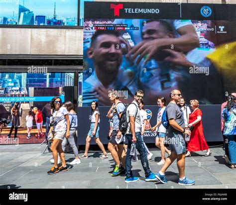 Messi celebration argentina hi-res stock photography and images - Alamy