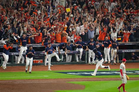 Houston Astros win second World Series in 6 years - CBS Miami