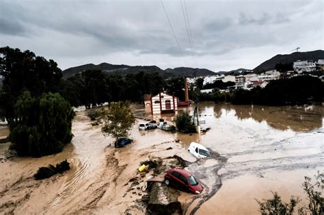 Espagne Des Inondations Soudaines Font Au Moins 51 Morts Dans La