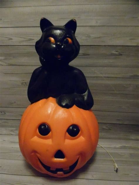 Vintage 1993 Carolina Black Cat Jack O Lantern Blow Mold Halloween