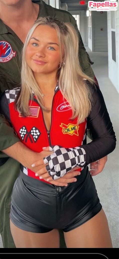 Heather Heinze Aka Heatherheinze Nude Leaks Fapellas